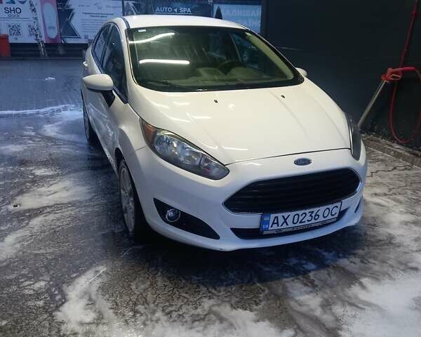 Белый Форд Фиеста, объемом двигателя 1.6 л и пробегом 93 тыс. км за 9500 $, фото 1 на Automoto.ua