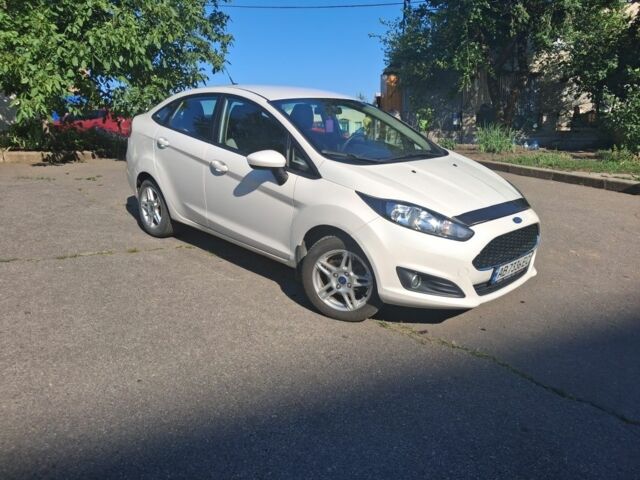 Білий Форд Фієста, об'ємом двигуна 1.6 л та пробігом 140 тис. км за 8150 $, фото 1 на Automoto.ua