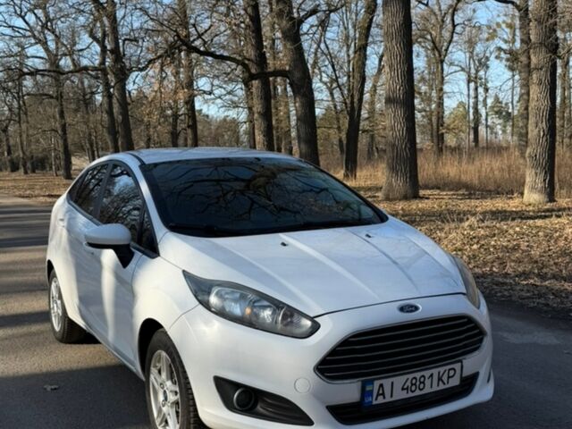 Белый Форд Фиеста, объемом двигателя 1.6 л и пробегом 98 тыс. км за 8300 $, фото 1 на Automoto.ua