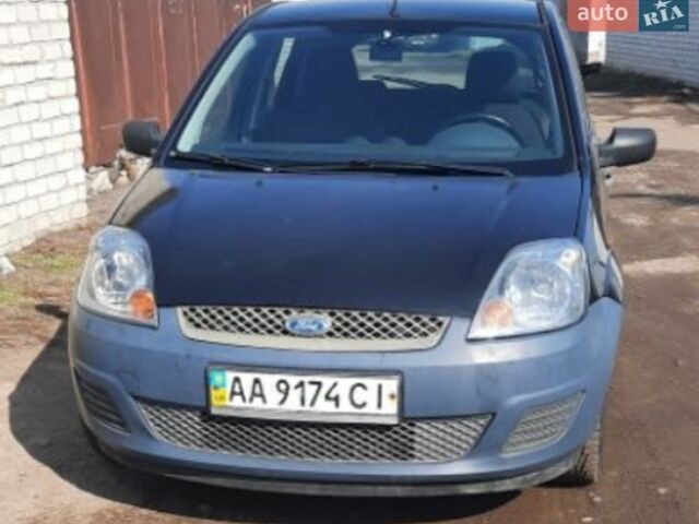 Чорний Форд Фієста, об'ємом двигуна 1.39 л та пробігом 120 тис. км за 4200 $, фото 1 на Automoto.ua