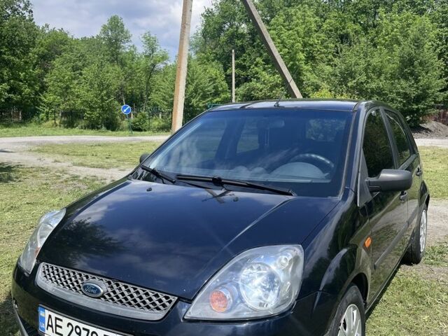 Чорний Форд Фієста, об'ємом двигуна 1.3 л та пробігом 220 тис. км за 3401 $, фото 1 на Automoto.ua