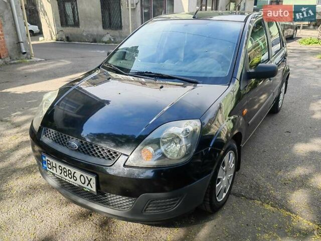 Чорний Форд Фієста, об'ємом двигуна 1.39 л та пробігом 187 тис. км за 4100 $, фото 1 на Automoto.ua