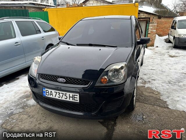 Черный Форд Фиеста, объемом двигателя 1.4 л и пробегом 211 тыс. км за 3900 $, фото 1 на Automoto.ua