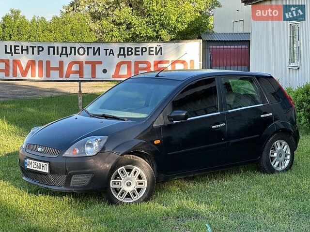 Чорний Форд Фієста, об'ємом двигуна 1.39 л та пробігом 192 тис. км за 3000 $, фото 1 на Automoto.ua