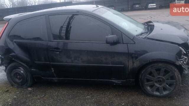 Чорний Форд Фієста, об'ємом двигуна 2 л та пробігом 155 тис. км за 1100 $, фото 1 на Automoto.ua