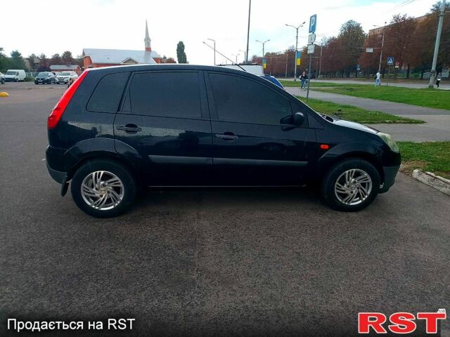 Чорний Форд Фієста, об'ємом двигуна 1.3 л та пробігом 287 тис. км за 3300 $, фото 1 на Automoto.ua