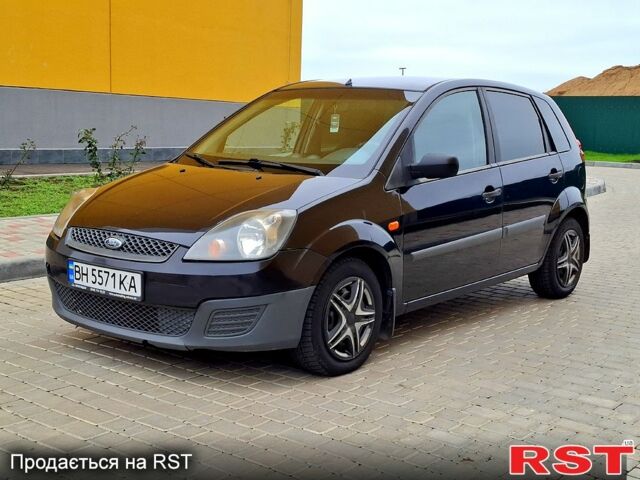 Черный Форд Фиеста, объемом двигателя 1.4 л и пробегом 220 тыс. км за 3800 $, фото 1 на Automoto.ua