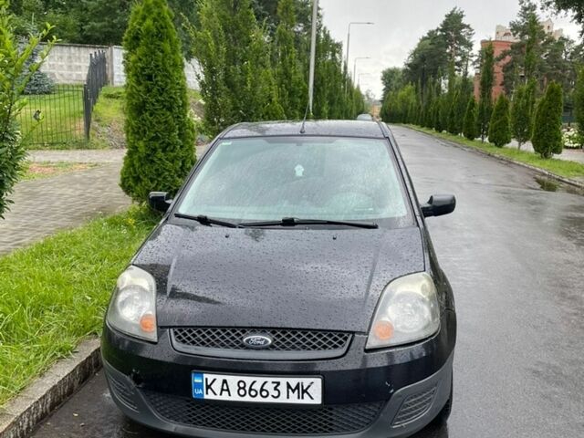 Чорний Форд Фієста, об'ємом двигуна 1.39 л та пробігом 362 тис. км за 3000 $, фото 1 на Automoto.ua