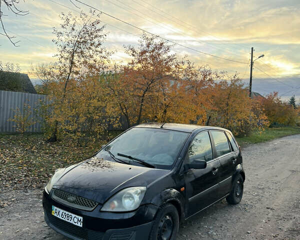 Черный Форд Фиеста, объемом двигателя 1.24 л и пробегом 367 тыс. км за 1850 $, фото 1 на Automoto.ua