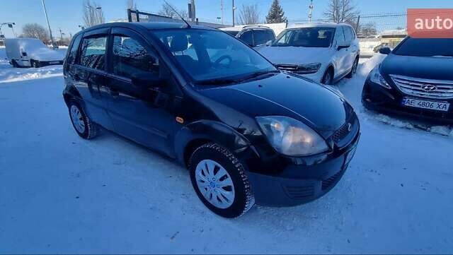 Чорний Форд Фієста, об'ємом двигуна 1.39 л та пробігом 186 тис. км за 4150 $, фото 1 на Automoto.ua