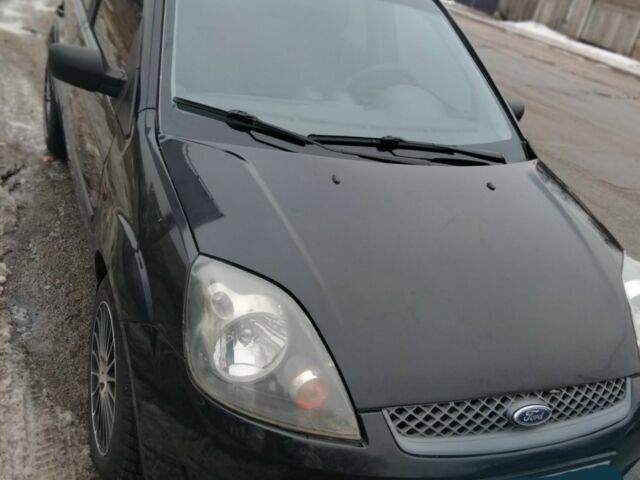 Черный Форд Фиеста, объемом двигателя 0 л и пробегом 173 тыс. км за 4000 $, фото 1 на Automoto.ua