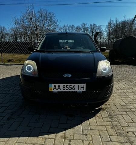 Черный Форд Фиеста, объемом двигателя 1.25 л и пробегом 141 тыс. км за 3800 $, фото 1 на Automoto.ua