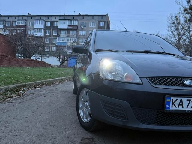 Черный Форд Фиеста, объемом двигателя 1.25 л и пробегом 246 тыс. км за 4100 $, фото 1 на Automoto.ua