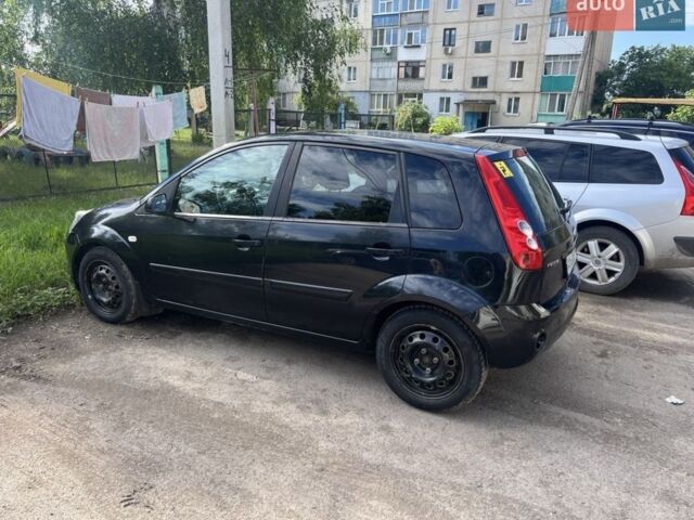 Черный Форд Фиеста, объемом двигателя 1.4 л и пробегом 180 тыс. км за 3500 $, фото 1 на Automoto.ua