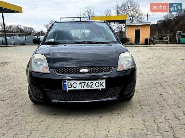 Черный Форд Фиеста, объемом двигателя 1.4 л и пробегом 250 тыс. км за 3600 $, фото 1 на Automoto.ua