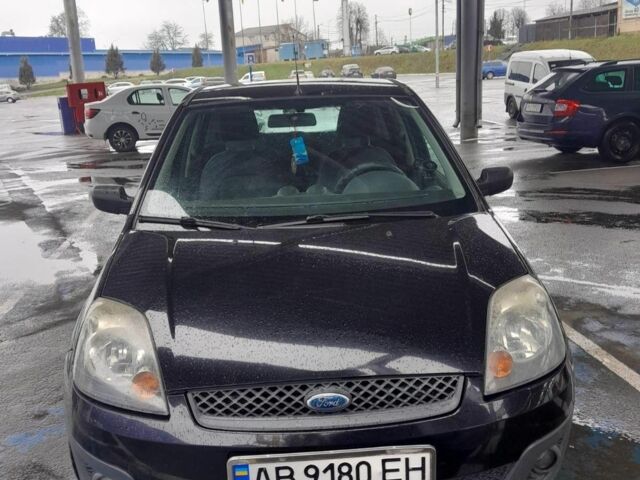 Чорний Форд Фієста, об'ємом двигуна 1.4 л та пробігом 2 тис. км за 3600 $, фото 1 на Automoto.ua