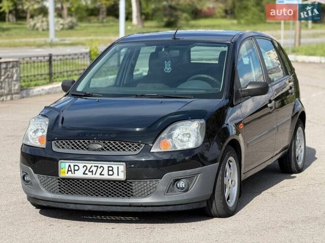 Чорний Форд Фієста, об'ємом двигуна 1.4 л та пробігом 187 тис. км за 4500 $, фото 1 на Automoto.ua