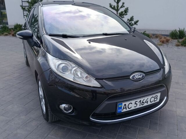 Чорний Форд Фієста, об'ємом двигуна 1.6 л та пробігом 219 тис. км за 6300 $, фото 1 на Automoto.ua