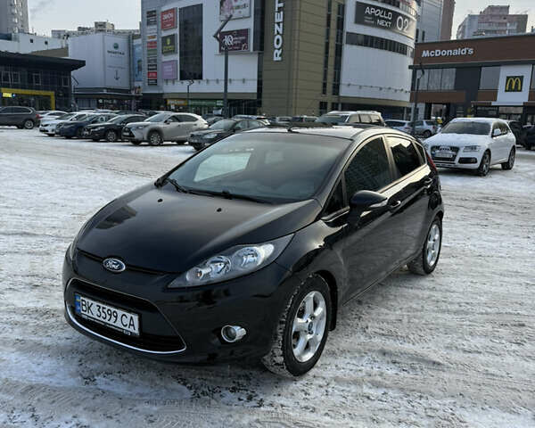 Чорний Форд Фієста, об'ємом двигуна 1.4 л та пробігом 101 тис. км за 7450 $, фото 1 на Automoto.ua
