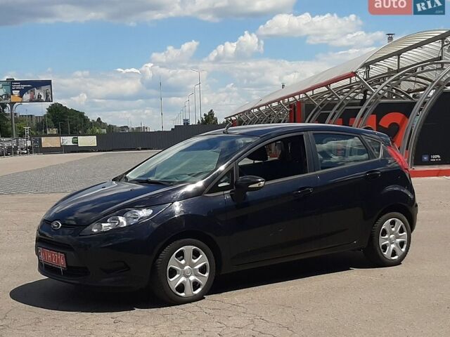 Чорний Форд Фієста, об'ємом двигуна 1.25 л та пробігом 186 тис. км за 7500 $, фото 1 на Automoto.ua