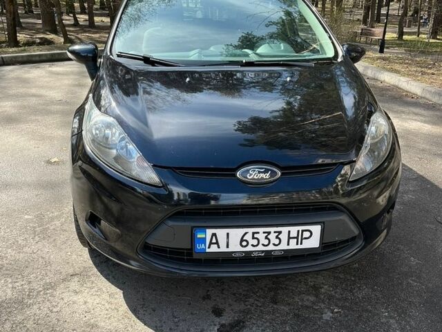 Чорний Форд Фієста, об'ємом двигуна 1.4 л та пробігом 183 тис. км за 5900 $, фото 1 на Automoto.ua