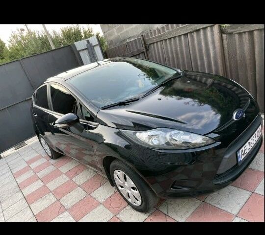 Чорний Форд Фієста, об'ємом двигуна 1 л та пробігом 200 тис. км за 5700 $, фото 1 на Automoto.ua