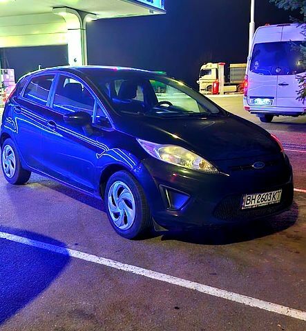 Черный Форд Фиеста, объемом двигателя 1.6 л и пробегом 170 тыс. км за 5550 $, фото 1 на Automoto.ua