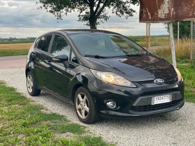 Чорний Форд Фієста, об'ємом двигуна 1.6 л та пробігом 250 тис. км за 2900 $, фото 1 на Automoto.ua