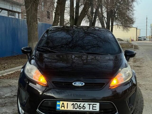 Чорний Форд Фієста, об'ємом двигуна 1.6 л та пробігом 230 тис. км за 6350 $, фото 1 на Automoto.ua