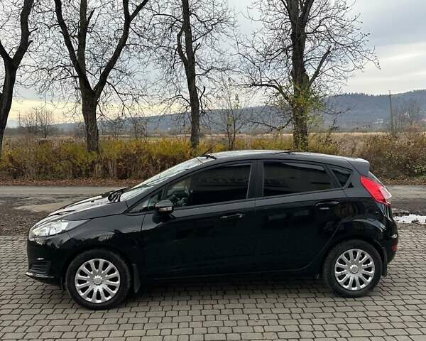 Черный Форд Фиеста, объемом двигателя 1 л и пробегом 42 тыс. км за 8000 $, фото 1 на Automoto.ua