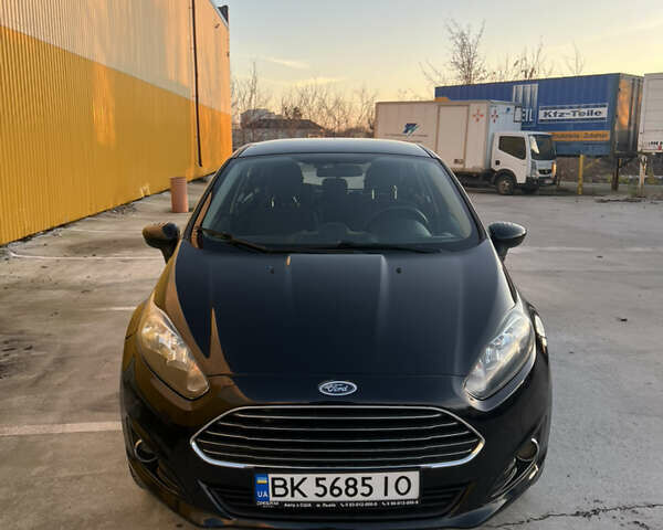 Черный Форд Фиеста, объемом двигателя 1.6 л и пробегом 142 тыс. км за 8700 $, фото 1 на Automoto.ua