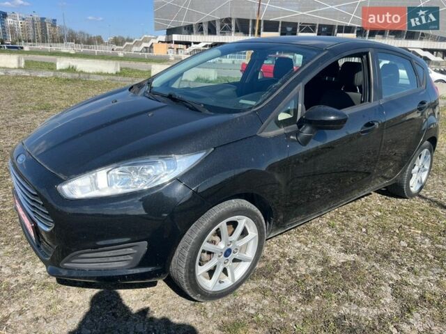 Черный Форд Фиеста, объемом двигателя 1.6 л и пробегом 133 тыс. км за 8800 $, фото 1 на Automoto.ua