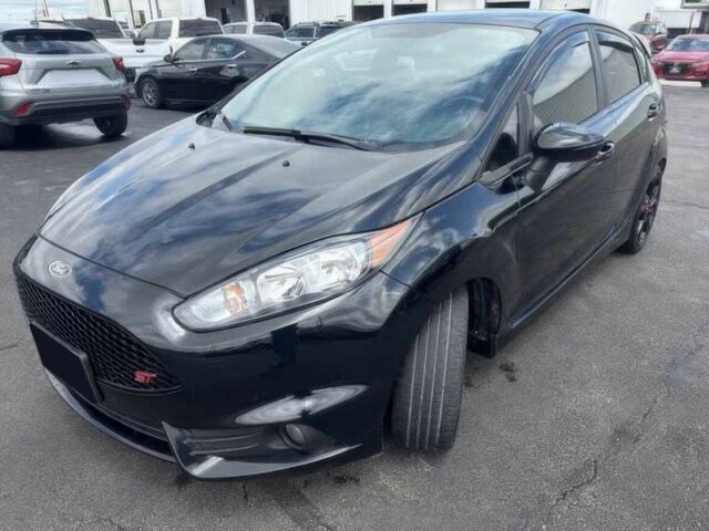 Черный Форд Фиеста, объемом двигателя 1.6 л и пробегом 89 тыс. км за 2500 $, фото 1 на Automoto.ua