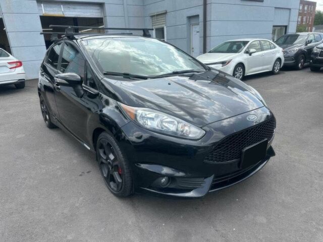 Чорний Форд Фієста, об'ємом двигуна 1.6 л та пробігом 36 тис. км за 6000 $, фото 1 на Automoto.ua