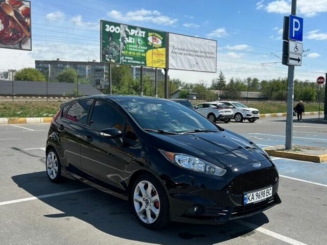 Чорний Форд Фієста, об'ємом двигуна 1.6 л та пробігом 52 тис. км за 9800 $, фото 1 на Automoto.ua