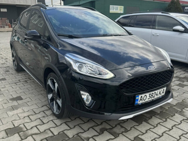 Чорний Форд Фієста, об'ємом двигуна 1 л та пробігом 32 тис. км за 15800 $, фото 1 на Automoto.ua