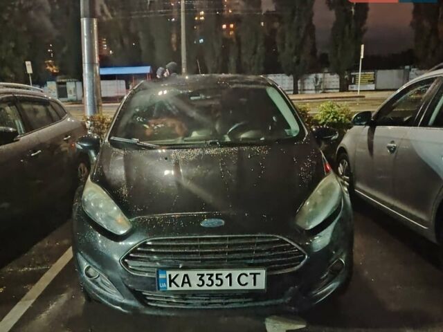 Черный Форд Фиеста, объемом двигателя 1.6 л и пробегом 205 тыс. км за 8865 $, фото 1 на Automoto.ua