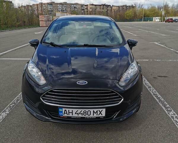 Черный Форд Фиеста, объемом двигателя 1.6 л и пробегом 137 тыс. км за 7700 $, фото 1 на Automoto.ua