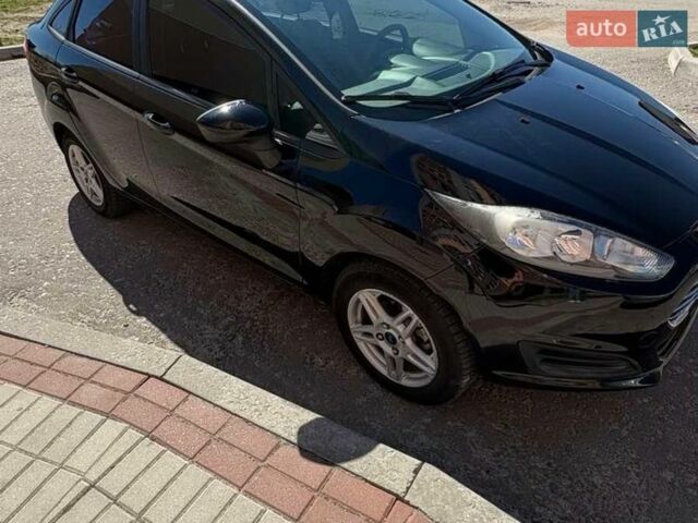 Черный Форд Фиеста, объемом двигателя 1.6 л и пробегом 60 тыс. км за 7899 $, фото 1 на Automoto.ua