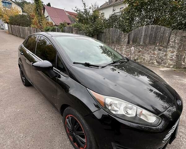 Черный Форд Фиеста, объемом двигателя 1.6 л и пробегом 77 тыс. км за 10500 $, фото 1 на Automoto.ua