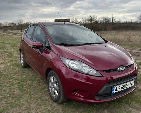 Фиолетовый Форд Фиеста, объемом двигателя 1.39 л и пробегом 145 тыс. км за 7300 $, фото 1 на Automoto.ua