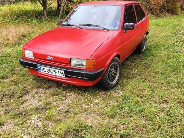 Красный Форд Фиеста, объемом двигателя 1.1 л и пробегом 84 тыс. км за 699 $, фото 1 на Automoto.ua