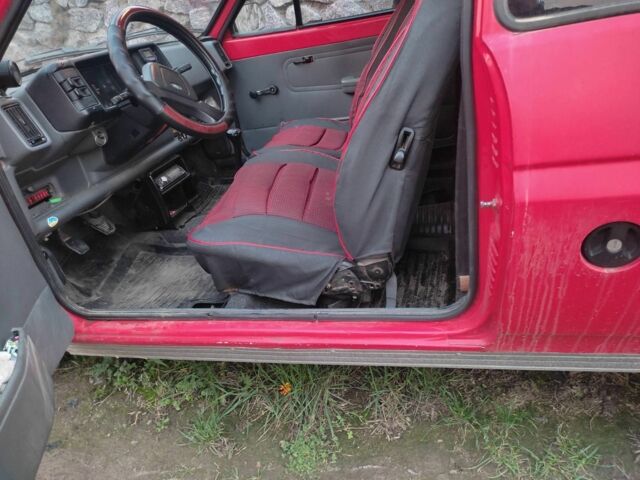 Червоний Форд Фієста, об'ємом двигуна 1 л та пробігом 260 тис. км за 450 $, фото 1 на Automoto.ua