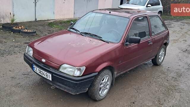 Красный Форд Фиеста, объемом двигателя 1.12 л и пробегом 100 тыс. км за 1066 $, фото 1 на Automoto.ua