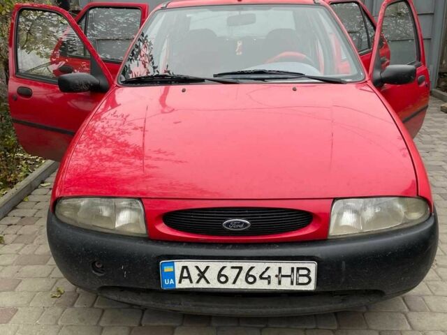 Красный Форд Фиеста, объемом двигателя 1.3 л и пробегом 200 тыс. км за 2200 $, фото 1 на Automoto.ua