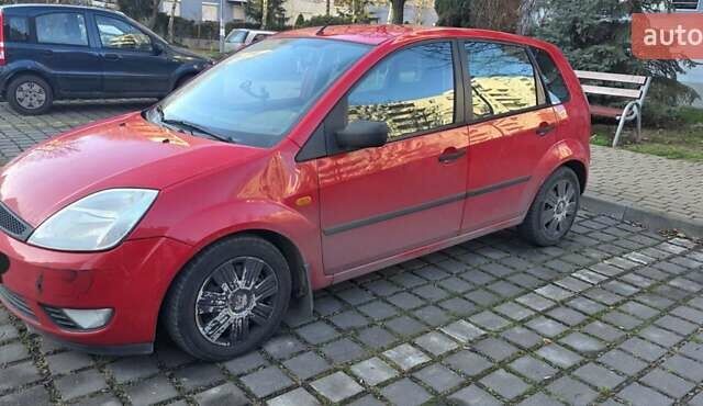 Красный Форд Фиеста, объемом двигателя 1.4 л и пробегом 260 тыс. км за 1699 $, фото 1 на Automoto.ua