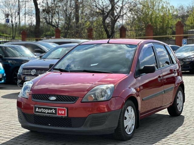 Красный Форд Фиеста, объемом двигателя 1.4 л и пробегом 141 тыс. км за 4490 $, фото 1 на Automoto.ua
