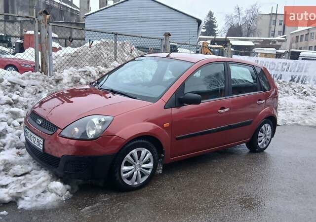 Красный Форд Фиеста, объемом двигателя 1.24 л и пробегом 158 тыс. км за 2900 $, фото 1 на Automoto.ua