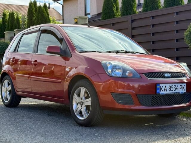 Форд Фиеста 2007 в Борисполе на Automoto.ua Красный Форд Фиеста, объемом двигателя 1.4 л и пробегом 150 тыс. км за 3200 $, фото 1 на Automoto.ua
