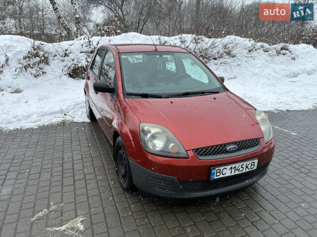 Красный Форд Фиеста, объемом двигателя 1.25 л и пробегом 152 тыс. км за 3999 $, фото 1 на Automoto.ua